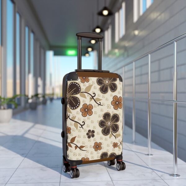 Vintage Floral Design Suitcase – Stylish Travel Luggage for Adventurers - Image 3