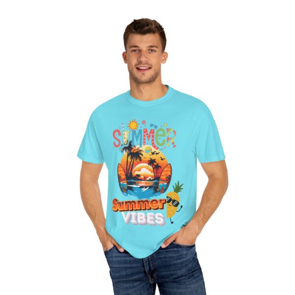 Summer Vibes Graphic T-Shirt for Beach Lovers