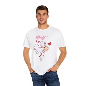 Cute Sheep Love T-Shirt – Funny  Animal Tee