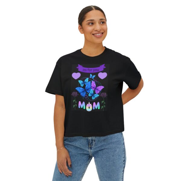 Butterfly Love Tee – Women’s Boxy Shirt for Mom Gift - Image 4