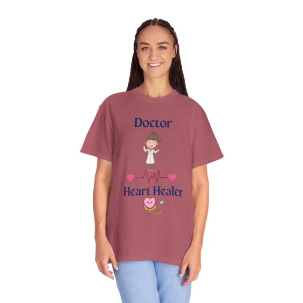 Doctor Heart Healer Tee – Cute Medical & Lady Doctor Gift - Image 78
