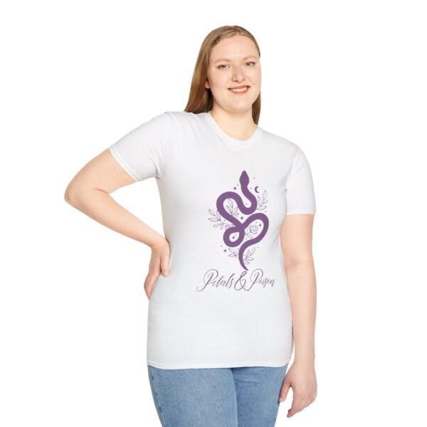 Stylish Unisex Snake T-Shirt - Nature Lover Gift T-shirt - Image 5