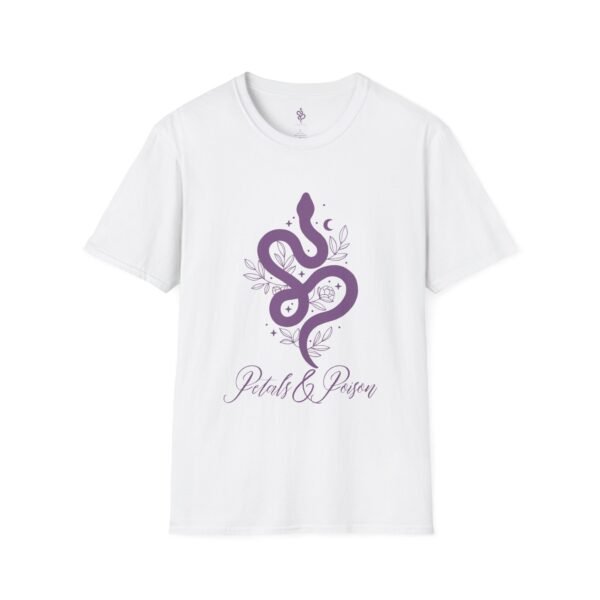 Stylish Unisex Snake T-Shirt - Nature Lover Gift T-shirt