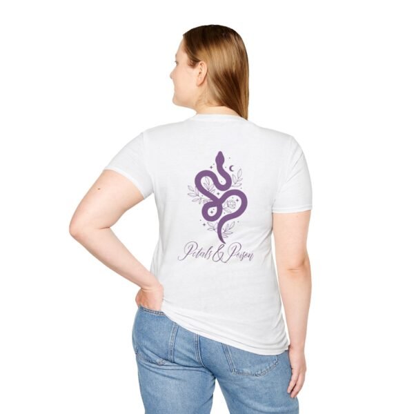 Stylish Unisex Snake T-Shirt - Nature Lover Gift T-shirt - Image 6
