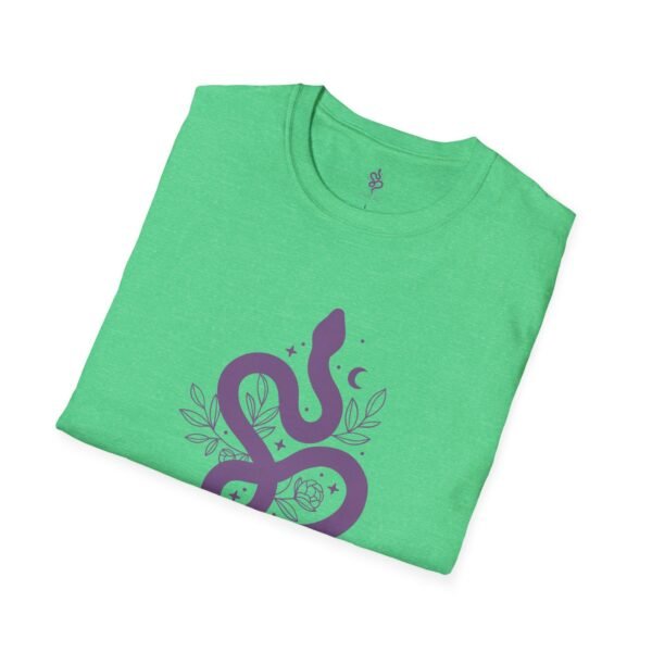 Stylish Unisex Snake T-Shirt - Nature Lover Gift T-shirt - Image 58