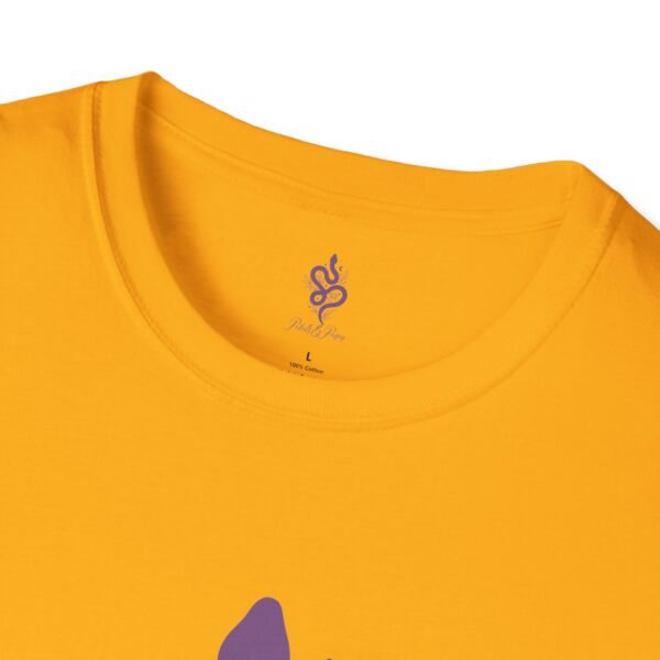 Stylish Unisex Snake T-Shirt - Nature Lover Gift T-shirt - Image 33